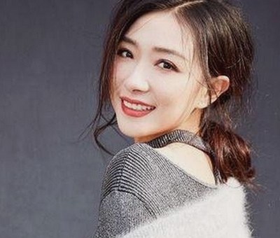 姐姐诱惑与禁忌边缘：从铁粉定制服装到激烈反差的剧情演绎