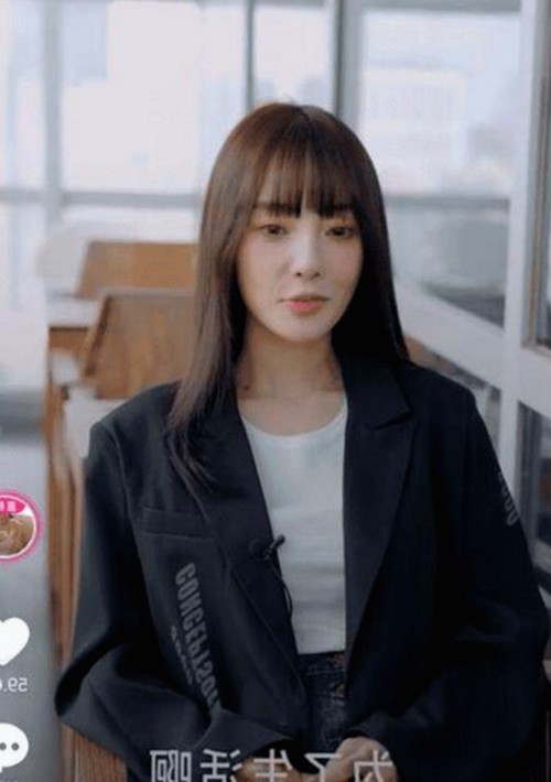 吉林女警花张津瑜再爆猛料，厕所门视频引爆吃瓜狂潮